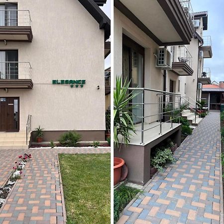 فندق Elegance كوستِنيست المظهر الخارجي الصورة