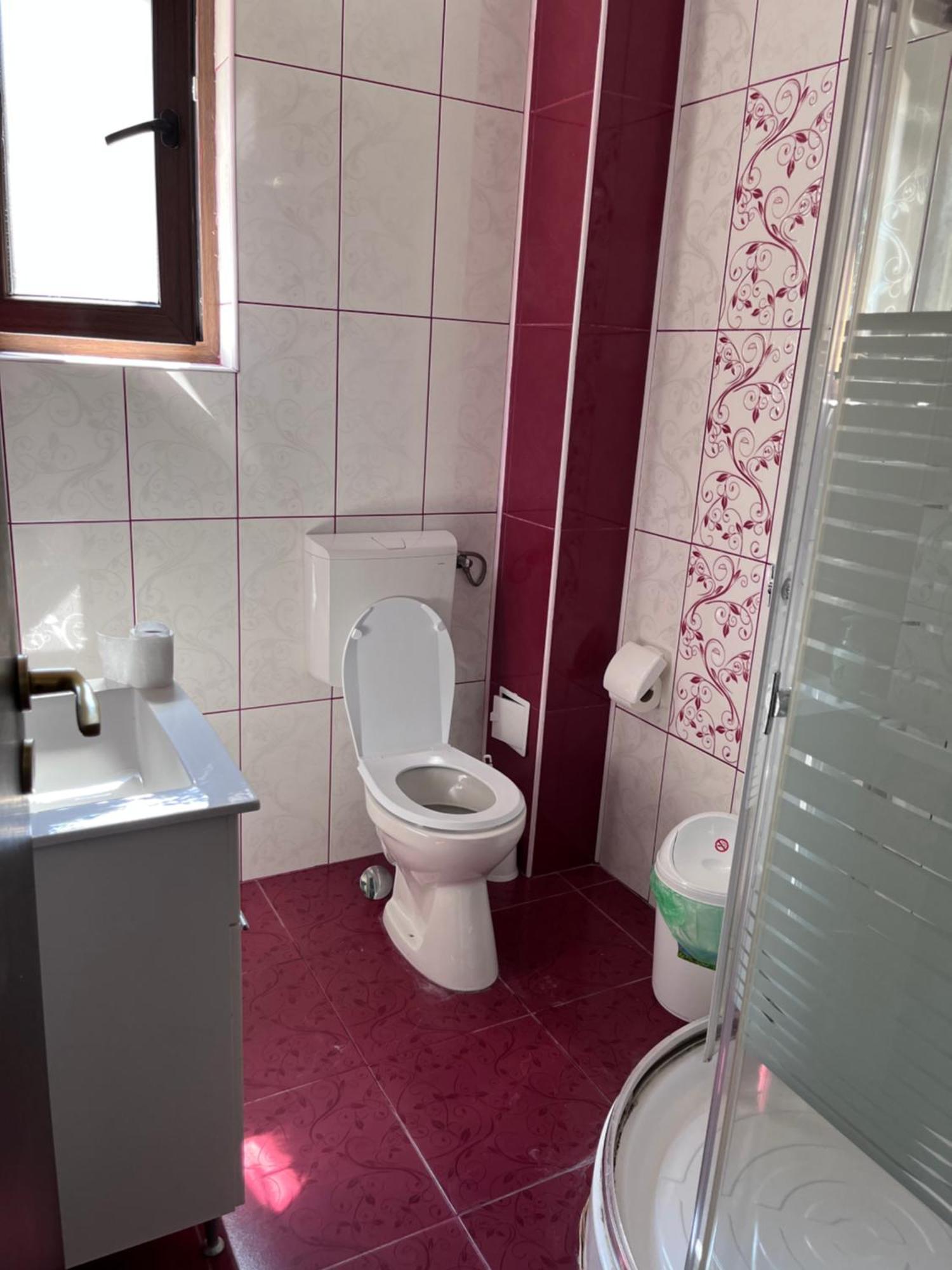 فندق Elegance كوستِنيست المظهر الخارجي الصورة